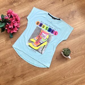 Asymetryczny T-shirt Shoes