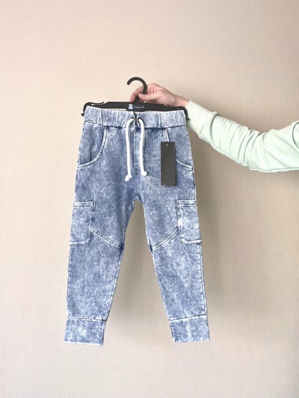 Spodnie dekatyzowane jasny jeans Despacito